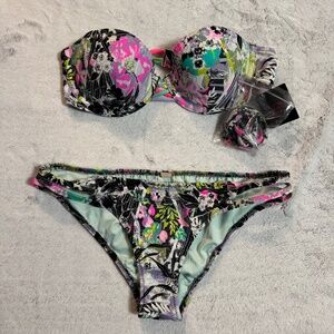 Victoria Secret Bikini Set, Size 32B Top and Size Small Bottoms, Multicolor, NWT